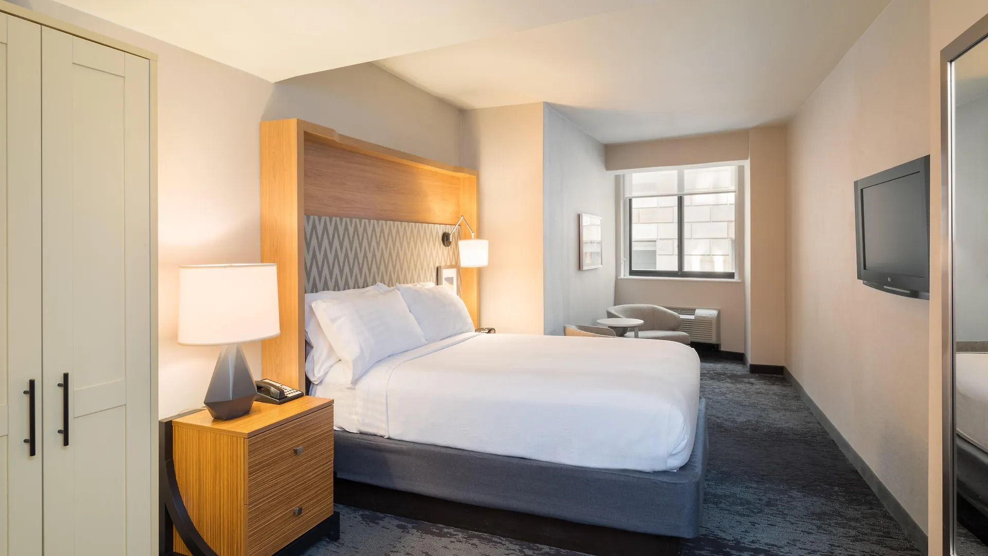 Holiday Inn Wall Street By Ihg New York 3*,